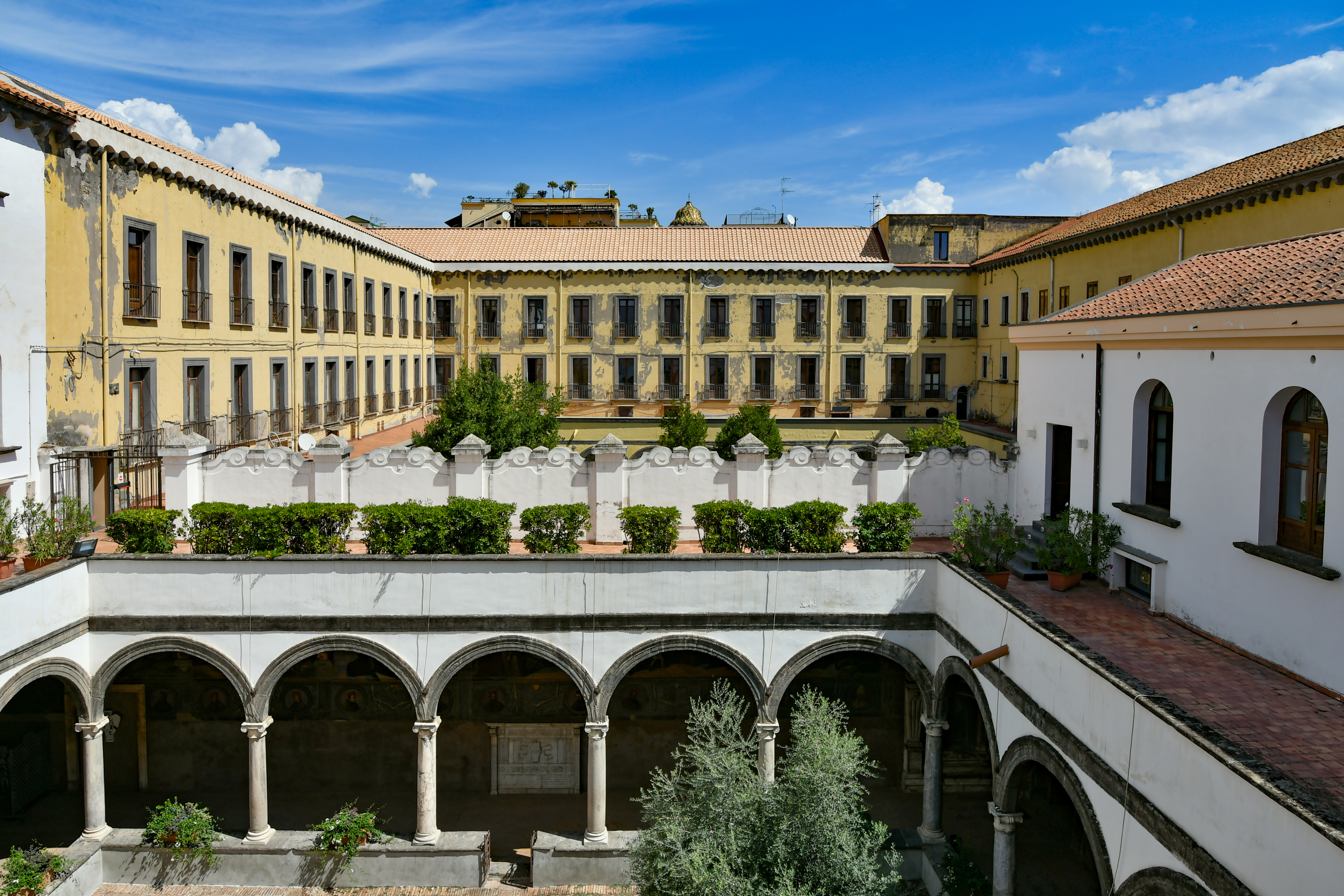 Chiostro di Santa Maria La Nova