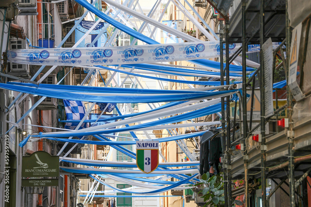 Festoni per il terzo scudetto